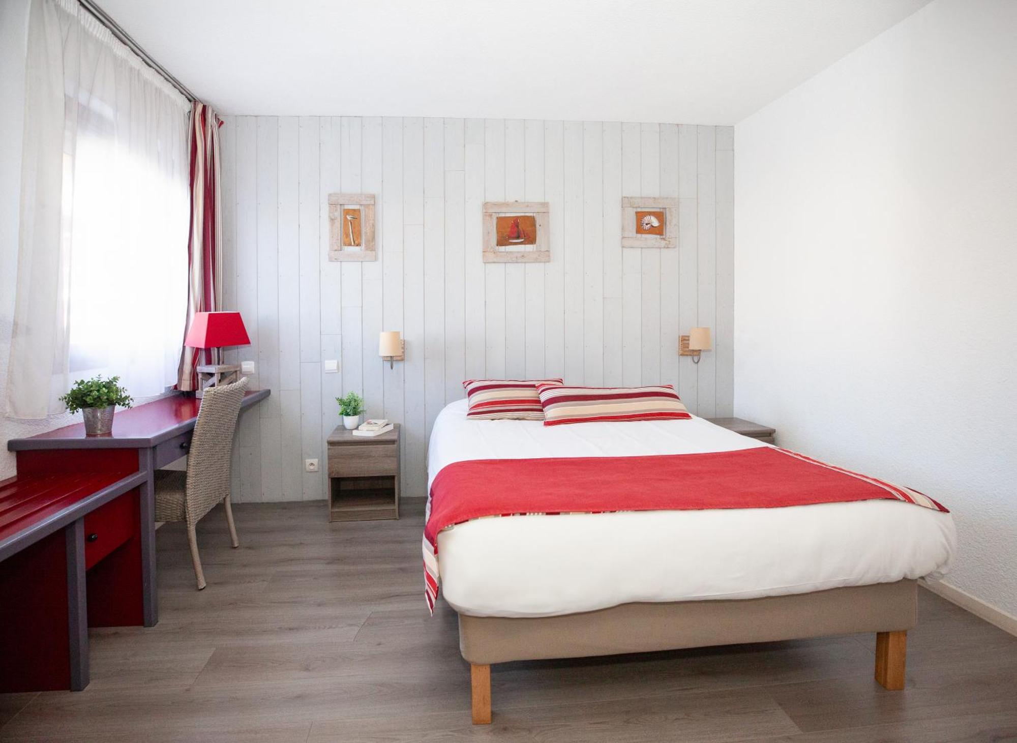 Hotel Atlantide Biscarrosse Exteriör bild