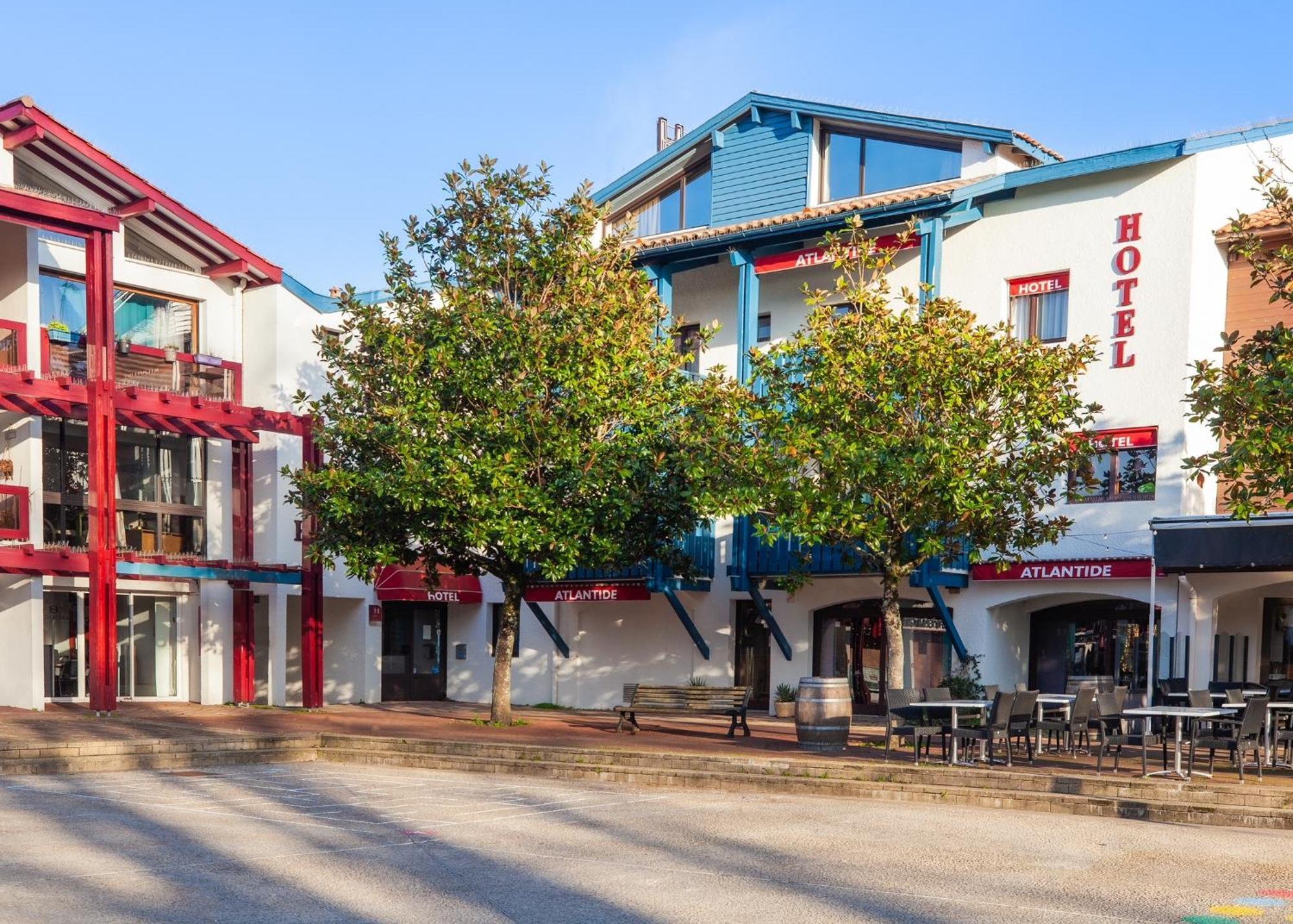 Hotel Atlantide Biscarrosse Exteriör bild