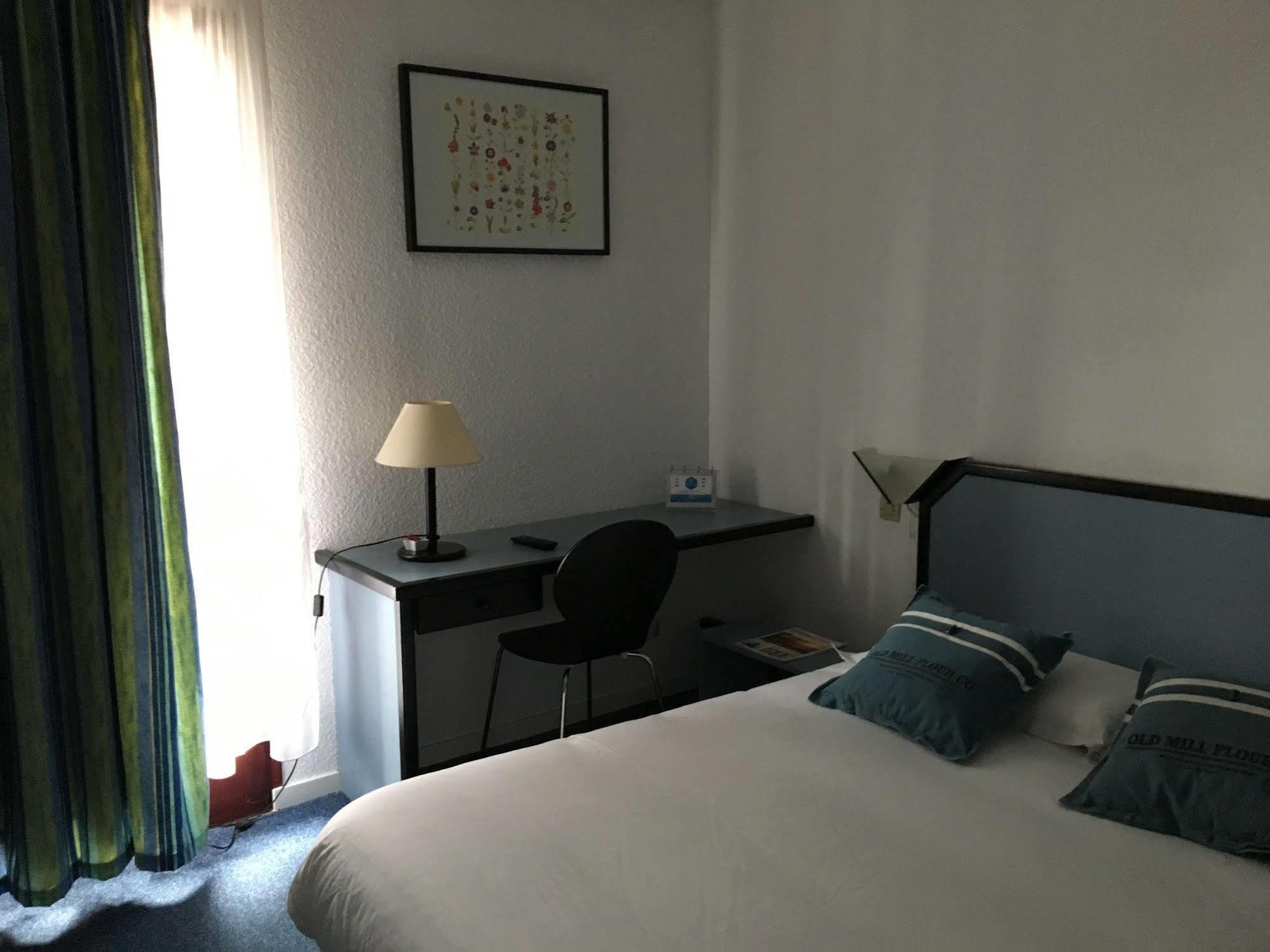 Hotel Atlantide Biscarrosse Exteriör bild